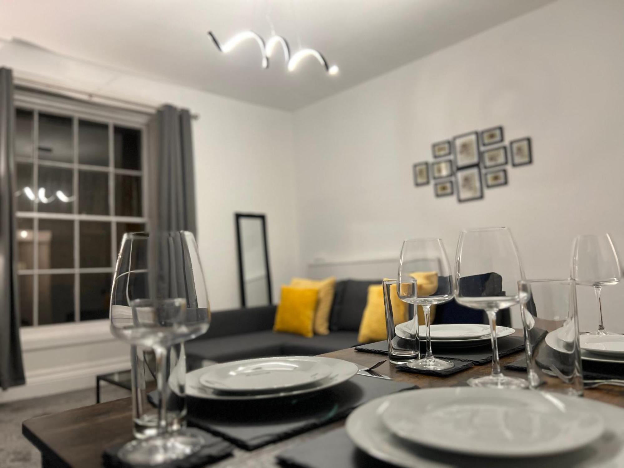 Centralised Meridian Place By Prescott Apartments Bristol Ngoại thất bức ảnh